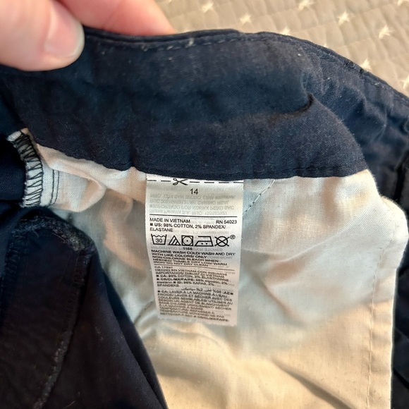 Old Navy Women’s Everyday Shorts 14 Navy - Picture 5 of 5